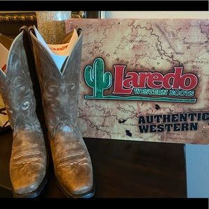 Womens Laredo boots. Worn exactly twice great condition original box and packing